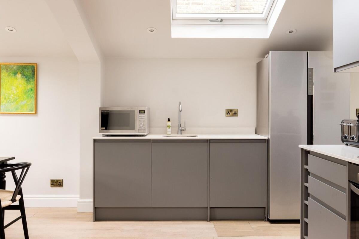 Bright, Spotless Fulham With Private Garden * Londra