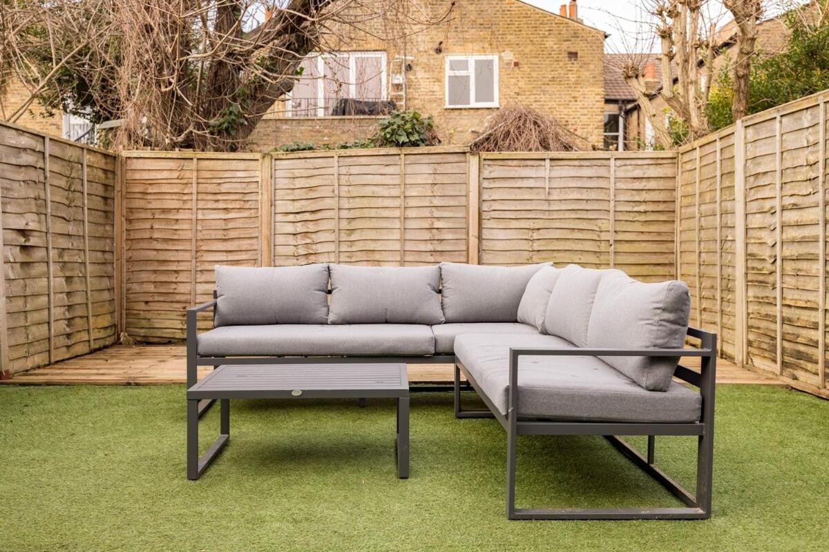 Bright, Spotless Fulham With Private Garden Londra